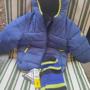 Snozu snow jacket and beanie pack